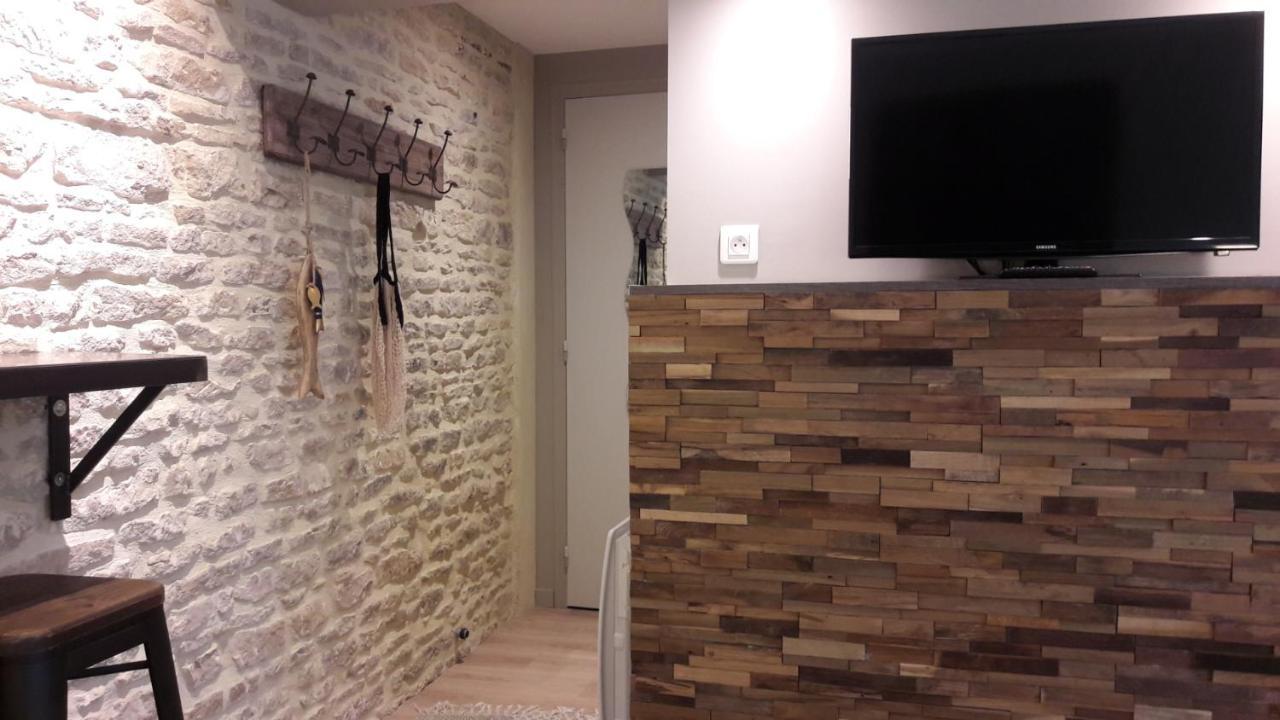 La Chambre O Z'Amis Longues-sur-Mer Exterior photo