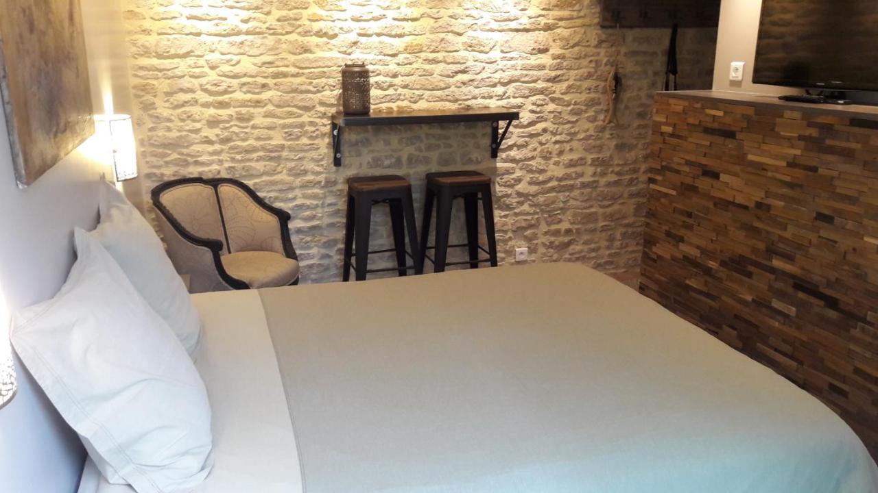 La Chambre O Z'Amis Longues-sur-Mer Exterior photo